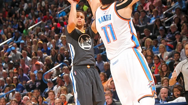 Warriors players recreate Mike Breen’s iconic ‘double bang’