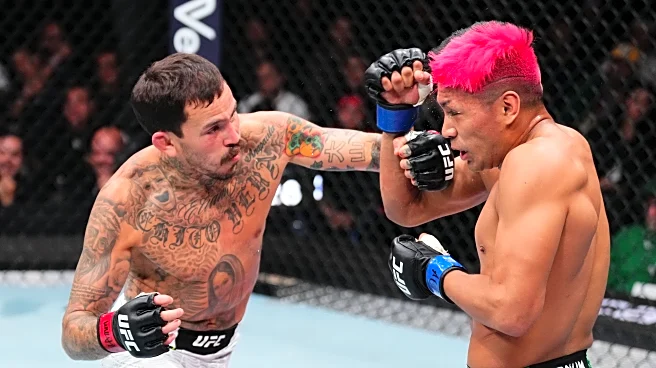 ‘Running away the whole fight?’: Pros react to David Martinez edging Marlon Vera at UFC Mexico