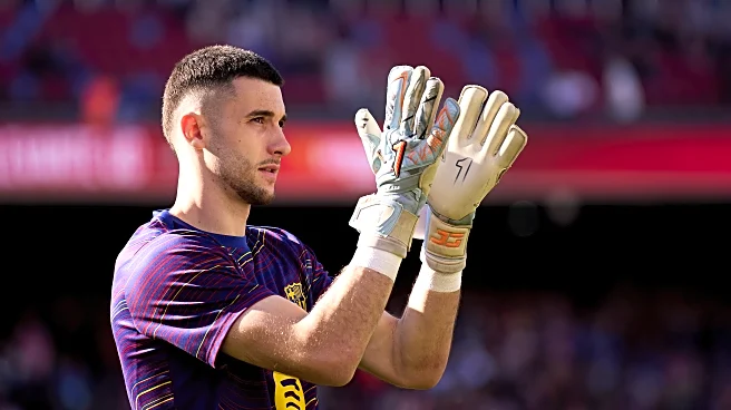 Luis de la Fuente keeps the door open for Barcelona’s Joan Garcia ahead of the Finalissima