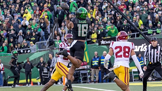 Mock Draft Round-Up: Is Kenyon Sadiq a serious reality for Rams?