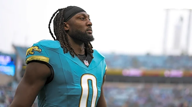 Jaguars do not use franchise tag on Devin Lloyd or Travis Etienne