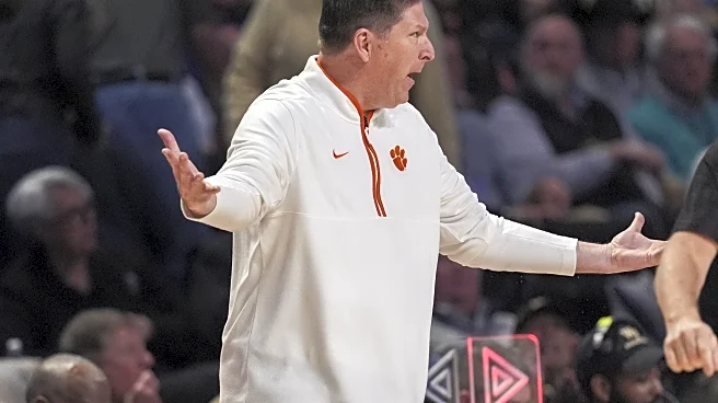 Clemson Falls At UNC 67-63