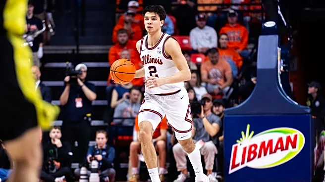 Illinois snaps losing streak, throttles Oregon on Senior Night