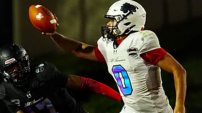 Recruiting Roundup: Top QB targets sets first visit to Michigan