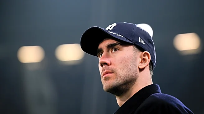 Report: Juventus aiming to have Dusan Vlahovic sign new deal with a salary that’s half of what he currently makes