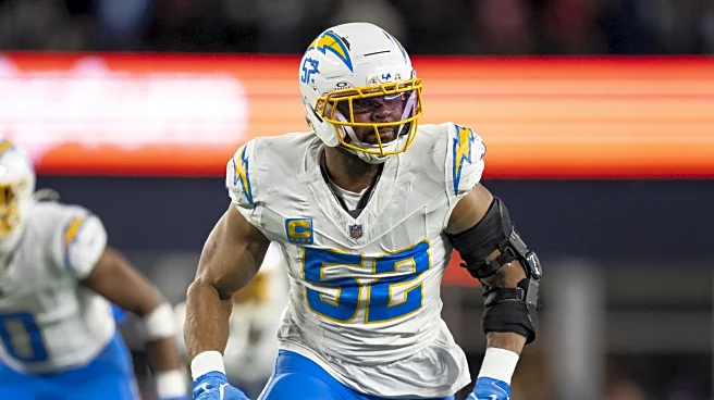 Chargers sign Khalil Mack to 1-year extension