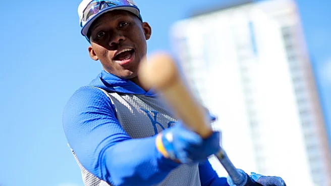 Rangers claim Blanco from Royals