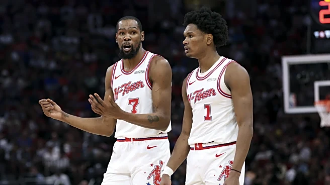 Rockets and Spurs go at it in San Antonio