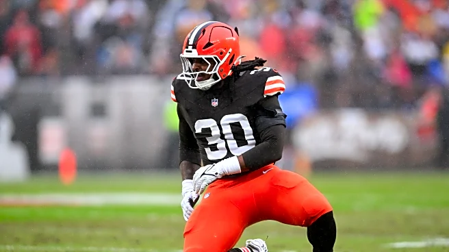 Bears to sign LB Devin Bush to three-year deal