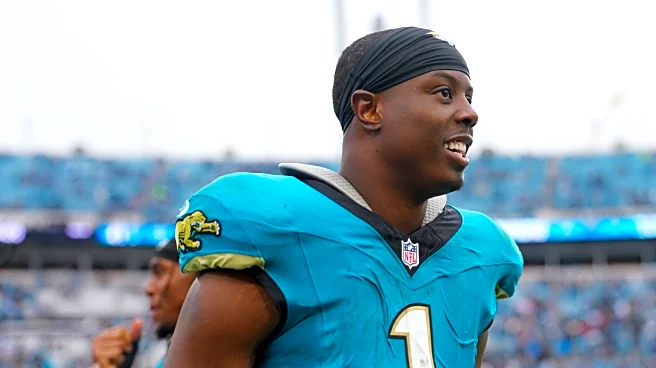 Saints to sign former Jaguars RB Travis Etienne