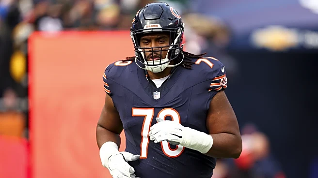 Chicago Bears Re-sign LT Braxton Jones to 1-Year Deal