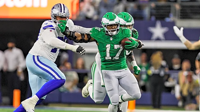 Nakobe Dean stayed loyal to the Eagles by signing with Las Vegas