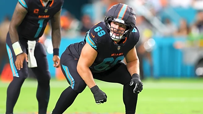 Chargers sign former Dolphins OG Cole Strange to 2-year deal