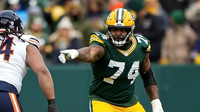 Elgton Jenkins signs with Cleveland Browns