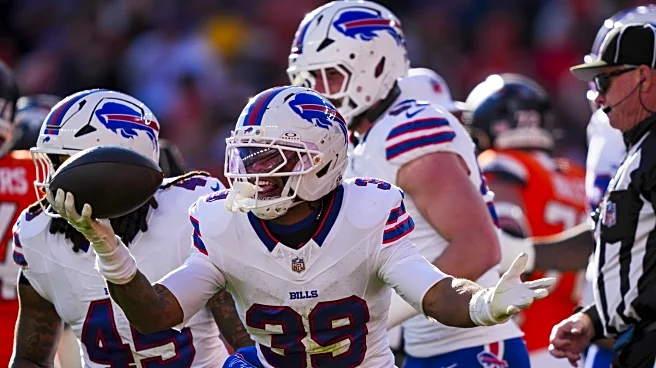 Buffalo Bills DB Cam Lewis signing 2-year FA deal with Chicago Bears