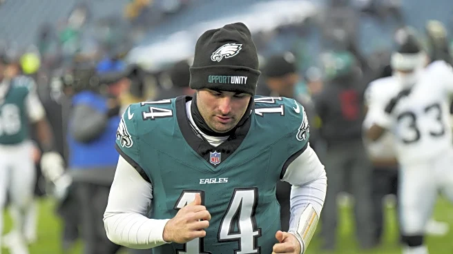 Sam Howell signs with Eagles’ division rival