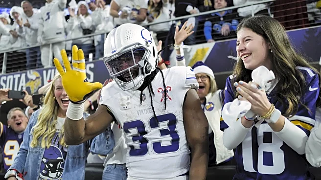 Aaron Jones Isn’t Leaving Minnesota After All