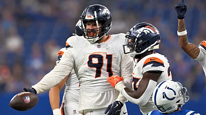 Broncos re-sign DT Matt Henningsen to a one-year deal