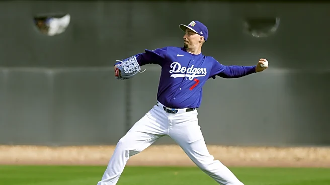 Blake Snell throws first spring bullpen session