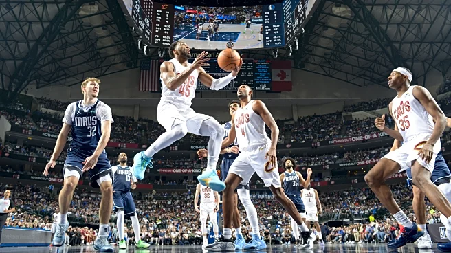 Cavs bounce back, demolish the Mavericks 138-105