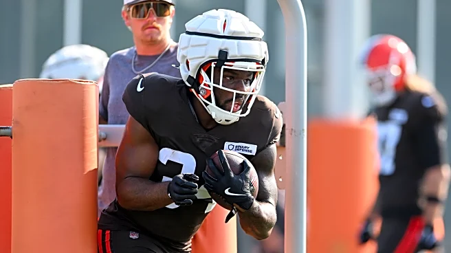 Browns free agency: Team loses first offensive player