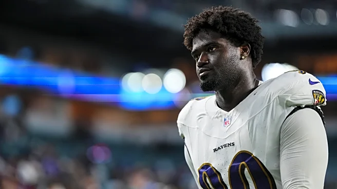 Dolphins sign three more free agents late Friday