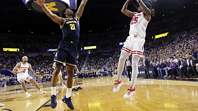 Wisconsin Badgers vs. Michigan Wolverines Game Thread: Tied at halftime