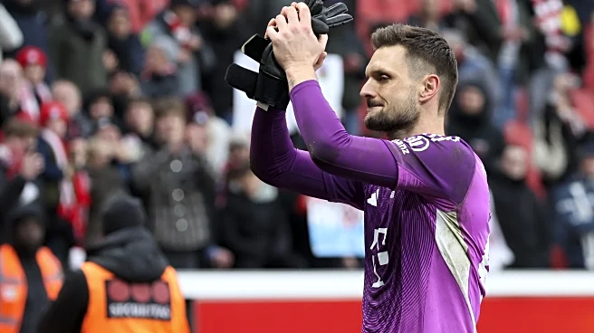 Bayern Munich’s Sven Ulreich might be hurt after admitting to thigh discomfort after 1-1 draw
