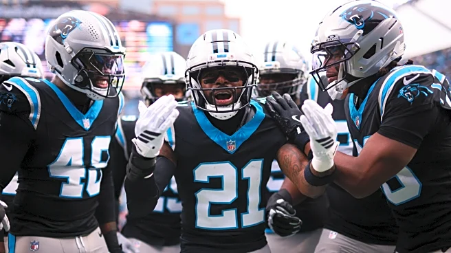 Panthers re-signing S Nick Scott to a 1 year deal