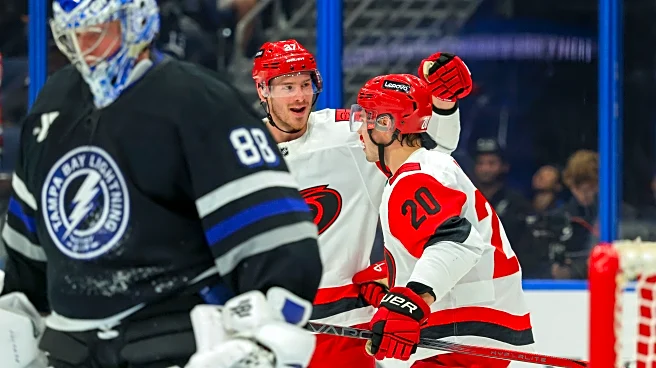 Hurricanes outdo Lightning in heavyweight bout, 4-2