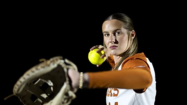 No. 3 Texas sweeps Ole Miss to open SEC play