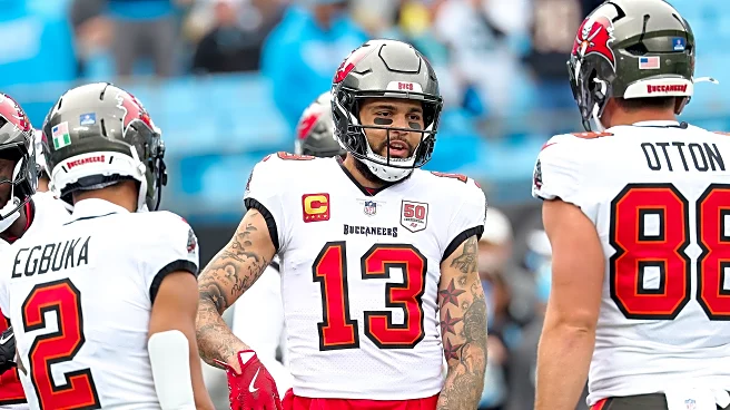 The 49ers found a creative way to structure Mike Evans’ contract