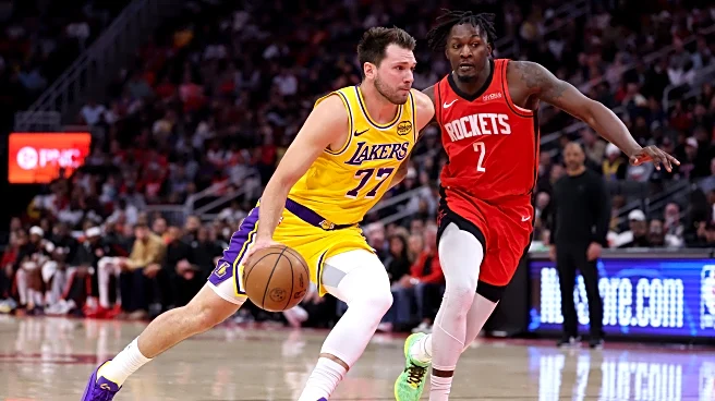 Lakers grind out victory over Rockets for sixth straight win