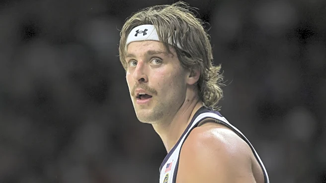 Notre Dame forward Carson Towt signs as an UDFA with the Indianapolis Colts