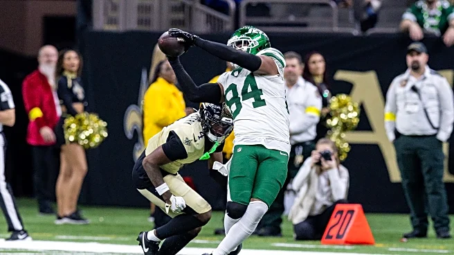 Stone Smartt, Eagles agree to one-year contract