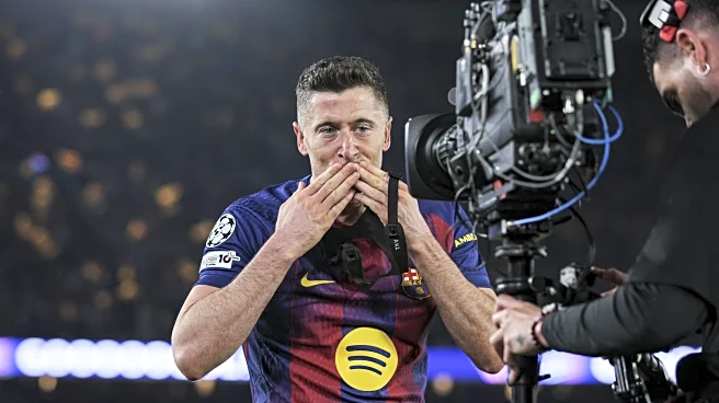 Robert Lewandowski edging closer to staying at Barcelona