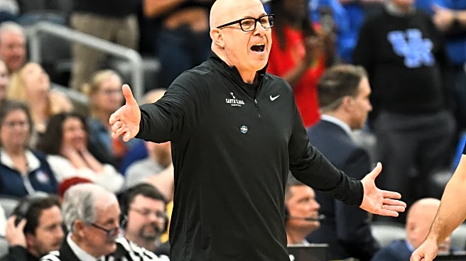 No. 10 Santa Clara falls in OT to No. 7 Kentucky