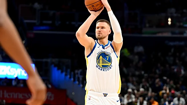 Warriors officially rule Kristaps Porzingis out against Hawks (back)