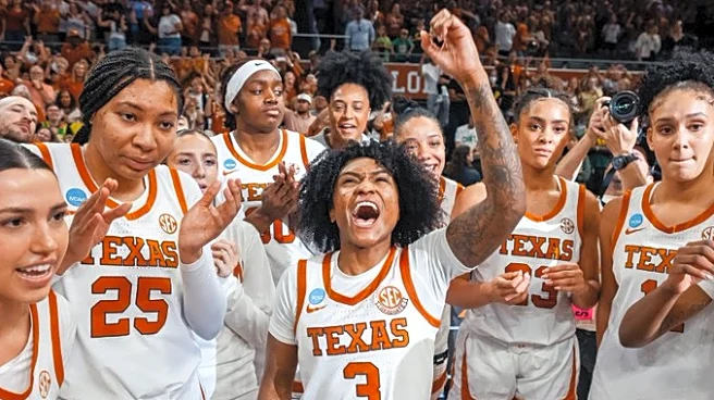 No. 1 seed Texas trashes No. 8 seed Oregon, 100-58