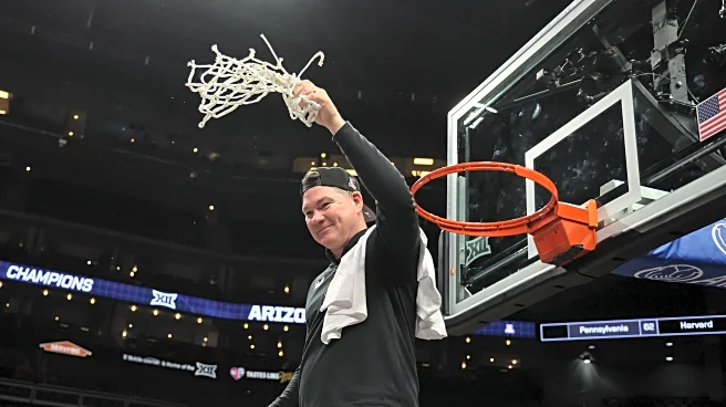 Arizona coach Tommy Lloyd reportedly a candidate for North Carolina job