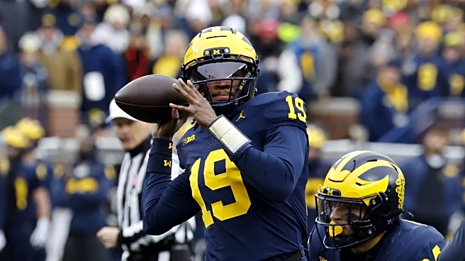 Recruiting Roundup: Top QB target schedules official visit to Michigan