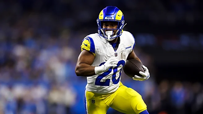 Rams re-sign Ronnie Rivers