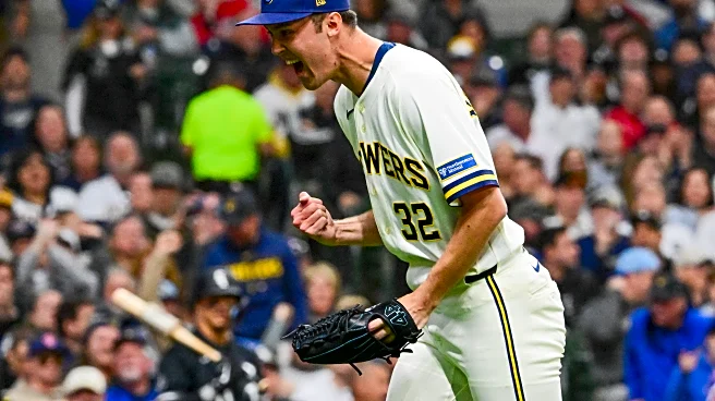 Brewers steamroll White Sox in 14-2 Opening Day victory