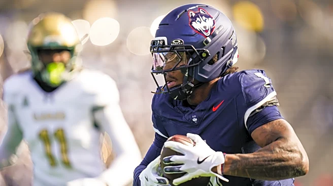 UConn football hopefuls work out on Husky Pro Day