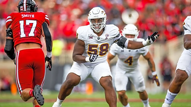 Patriots showing serious interest in ascending tackle prospect