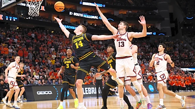 Hawks run ends with 71-59 loss to Illinois