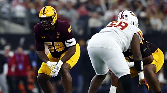 7-round mock draft: Patriots build through the trenches