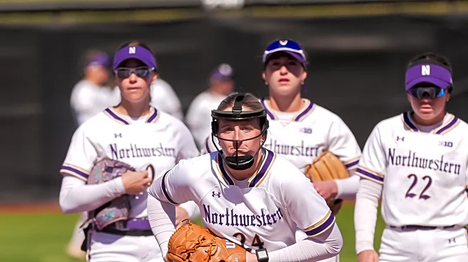 Softball: Northwestern drops series to No. 17 Oregon after controversial Saturday ending