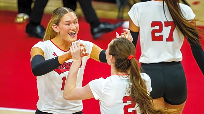 Corn Flakes: Husker Volleyball Playing at Wrigley Field