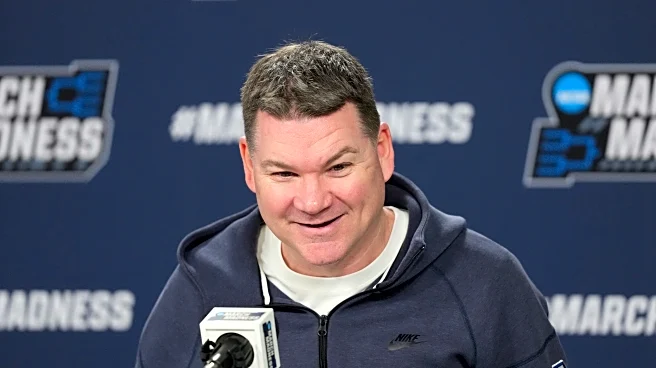 Arizona trying to stick to ‘normal’ routine despite Final Four fanfare, continued UNC speculation